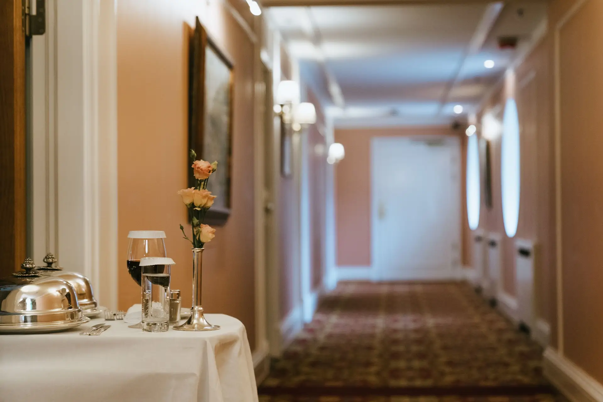 Elegant Dining Service